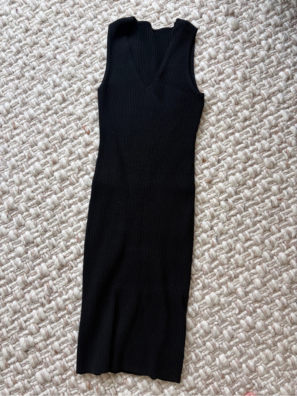 Express Black Ribbed V-Neck Midi Dress